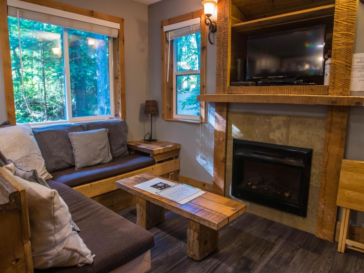 אוקלולט Surfs Inn Rainforest Cottages מראה חיצוני תמונה