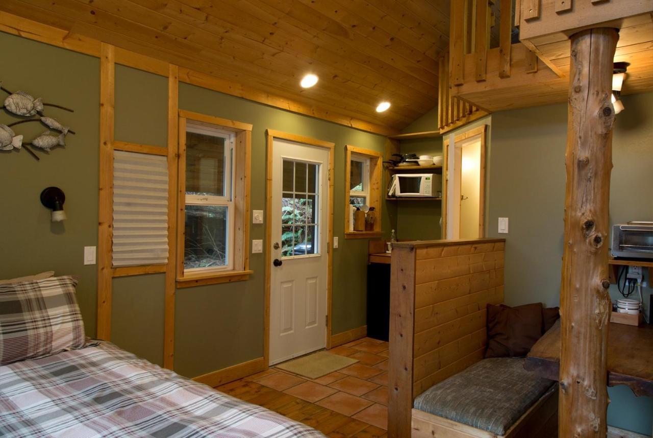 אוקלולט Surfs Inn Rainforest Cottages מראה חיצוני תמונה